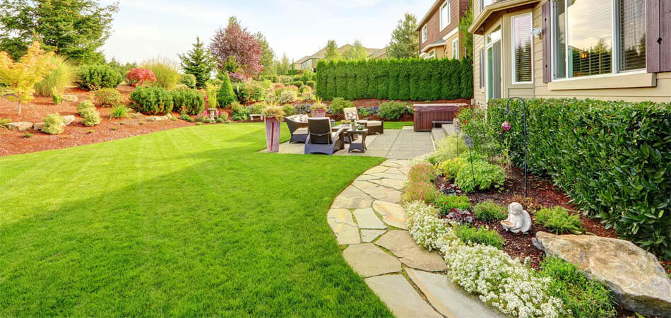 New back yard landscaping installation in Milwaukee, %%Wisconsin.